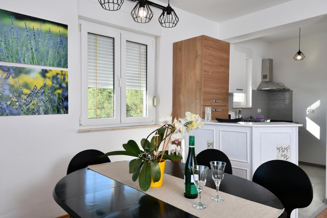Apartments Novotny Banjol Ngoại thất bức ảnh