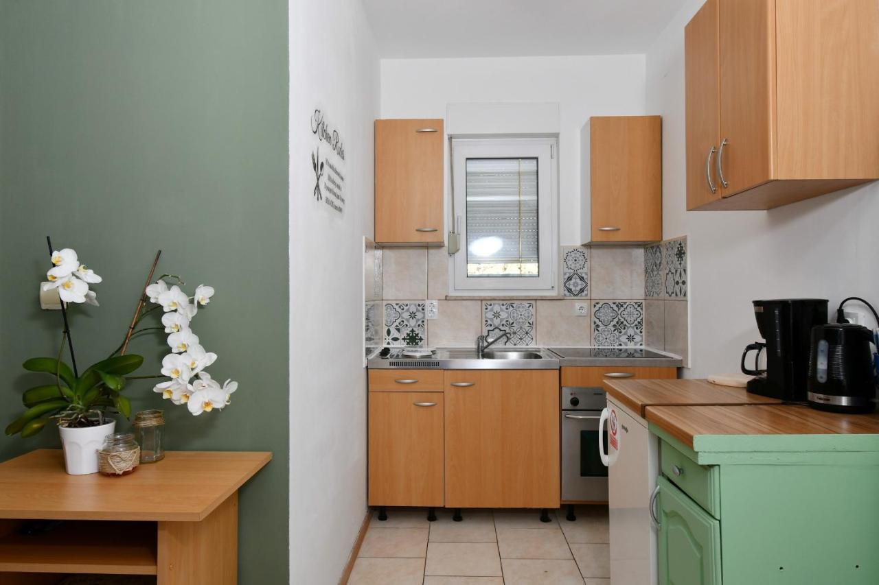 Apartments Novotny Banjol Ngoại thất bức ảnh