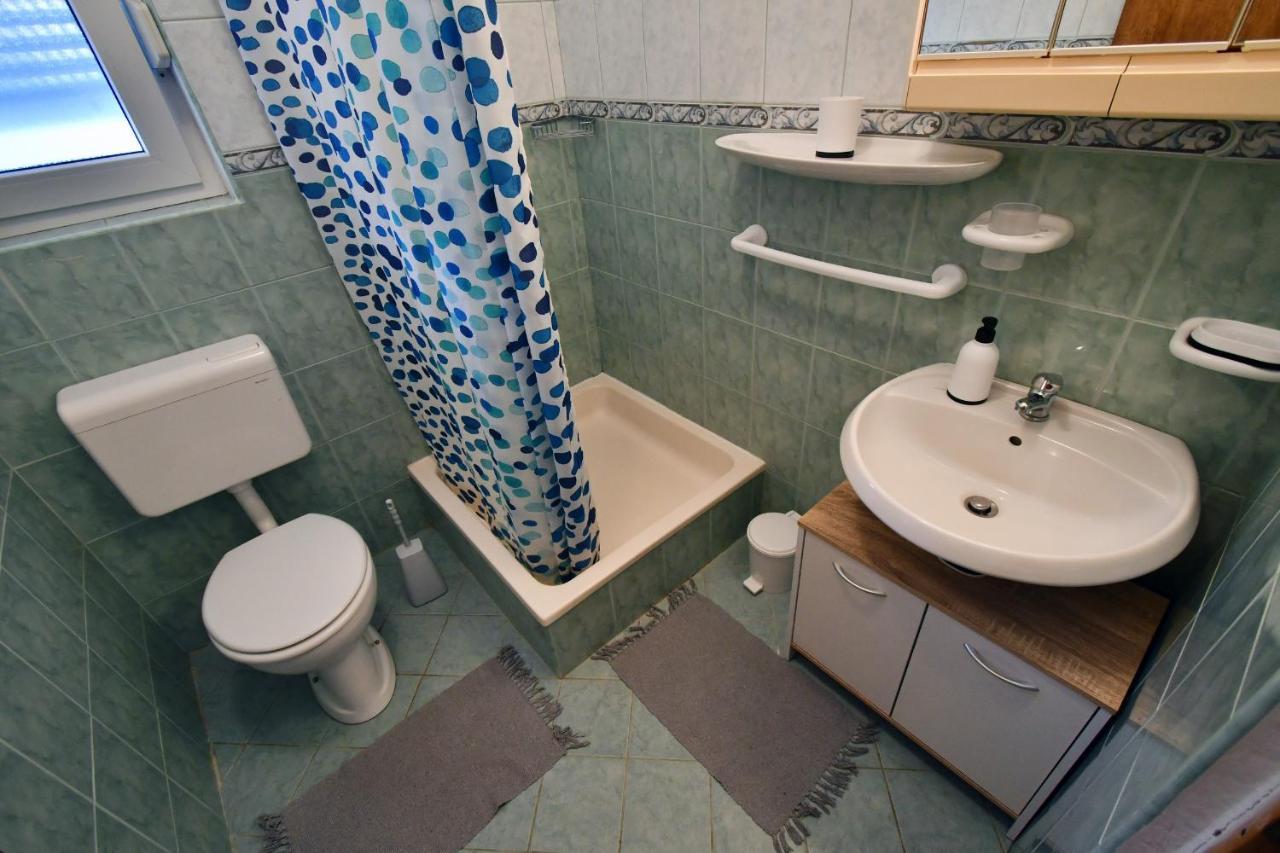 Apartments Novotny Banjol Ngoại thất bức ảnh